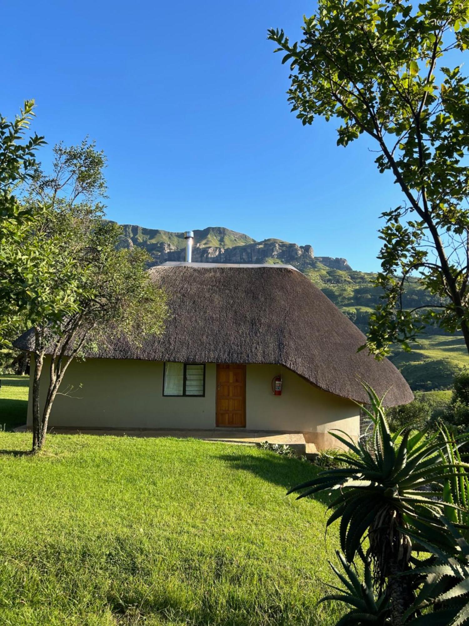 Willa Sungubala Eco Camp Bergville Zewnętrze zdjęcie