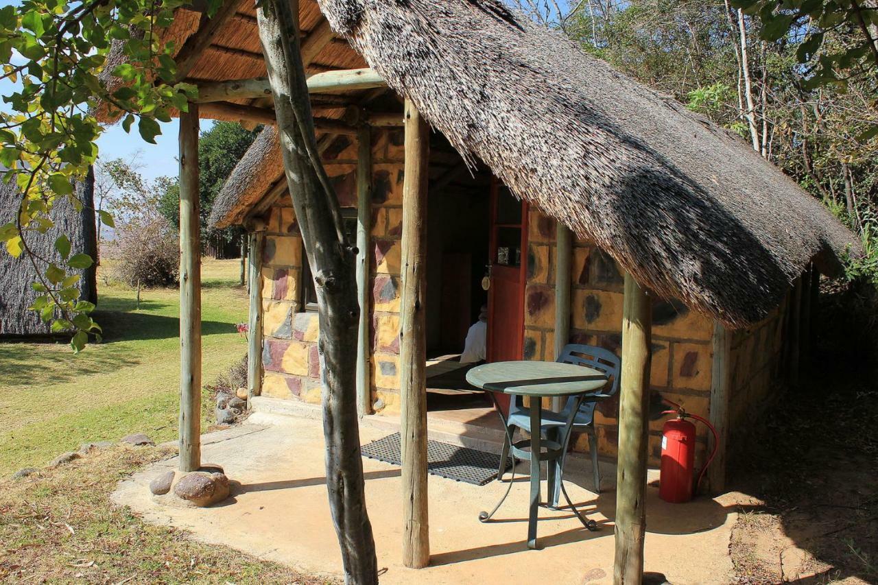 Willa Sungubala Eco Camp Bergville Zewnętrze zdjęcie